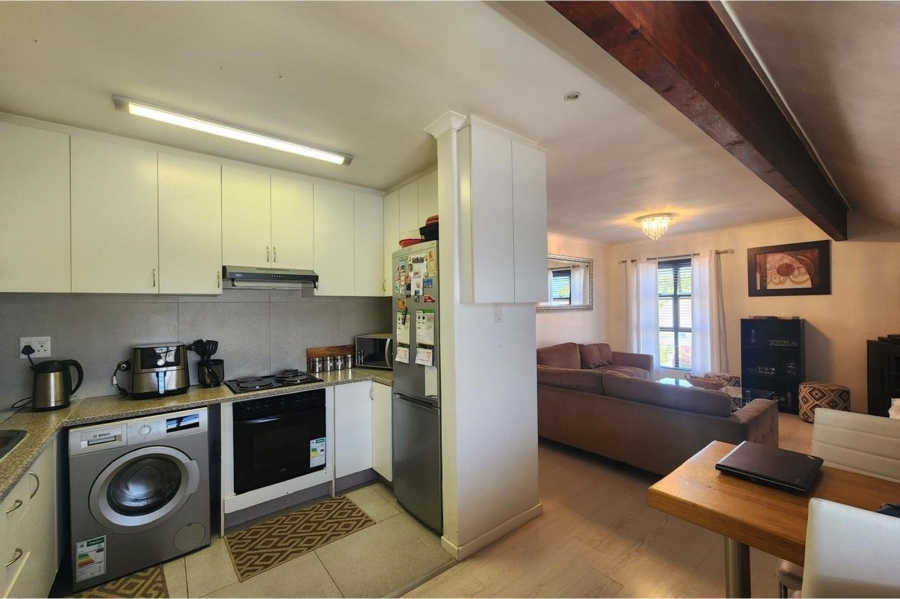 2 Bedroom Property for Sale in Rondebosch East Western Cape